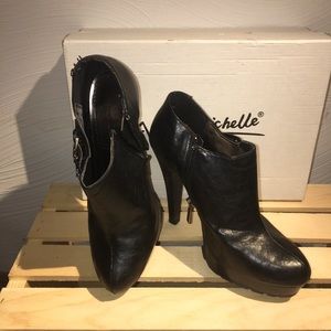 Awesome heeled booties